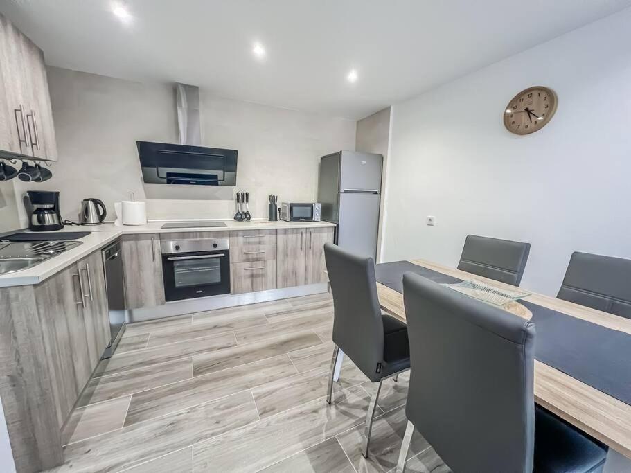 Modern 2 Bed Apartment With Pool In Frigiliana Eksteriør billede