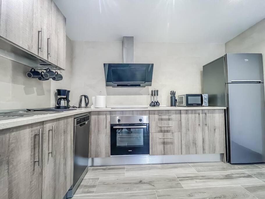 Modern 2 Bed Apartment With Pool In Frigiliana Eksteriør billede