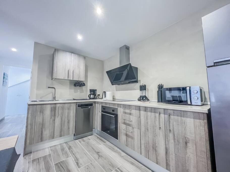 Modern 2 Bed Apartment With Pool In Frigiliana Eksteriør billede
