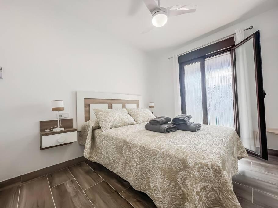 Modern 2 Bed Apartment With Pool In Frigiliana Eksteriør billede